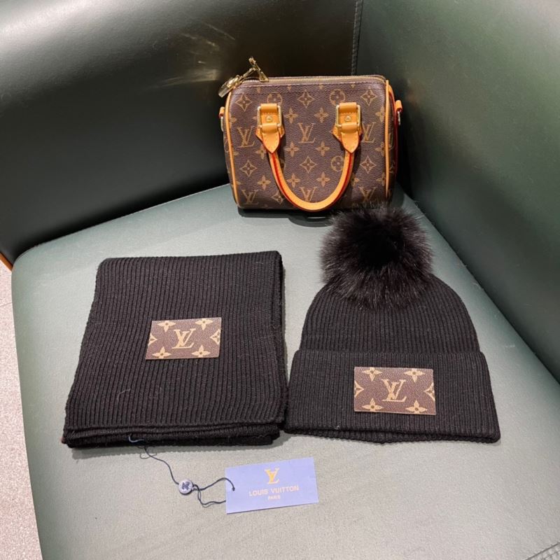 Louis Vuitton Caps Scarfs